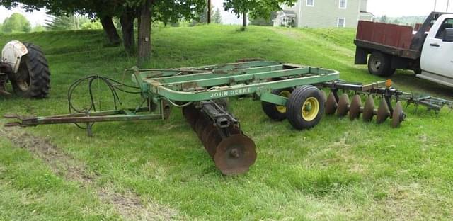Image of John Deere T3121 equipment image 3
