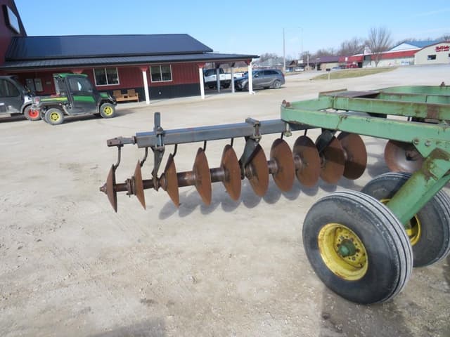 Image of John Deere T3121 equipment image 2