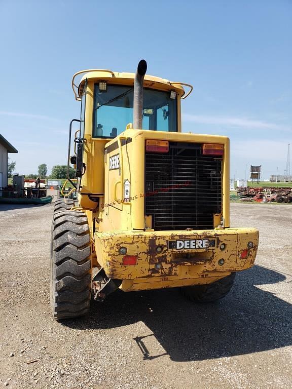 Image of John Deere TC44H equipment image 3