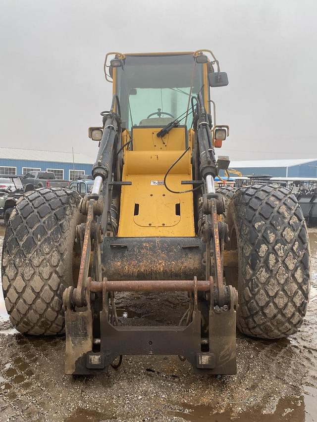 Image of John Deere TC54H equipment image 2