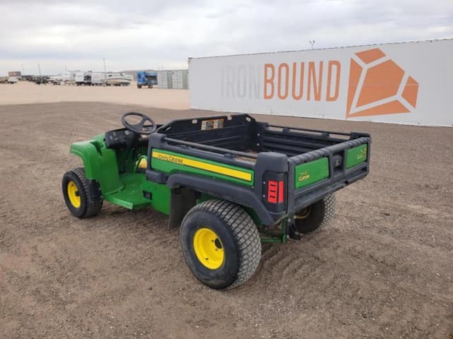 Image of John Deere Gator TE 4x2 equipment image 2