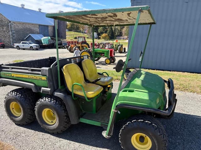 Image of John Deere Gator TH 6x4 equipment image 2
