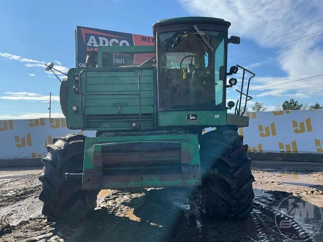 Image of John Deere 7720 Titan II equipment image 1