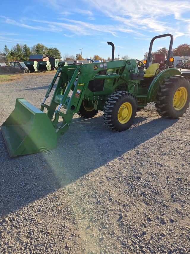 Image of John Deere 5055E equipment image 2