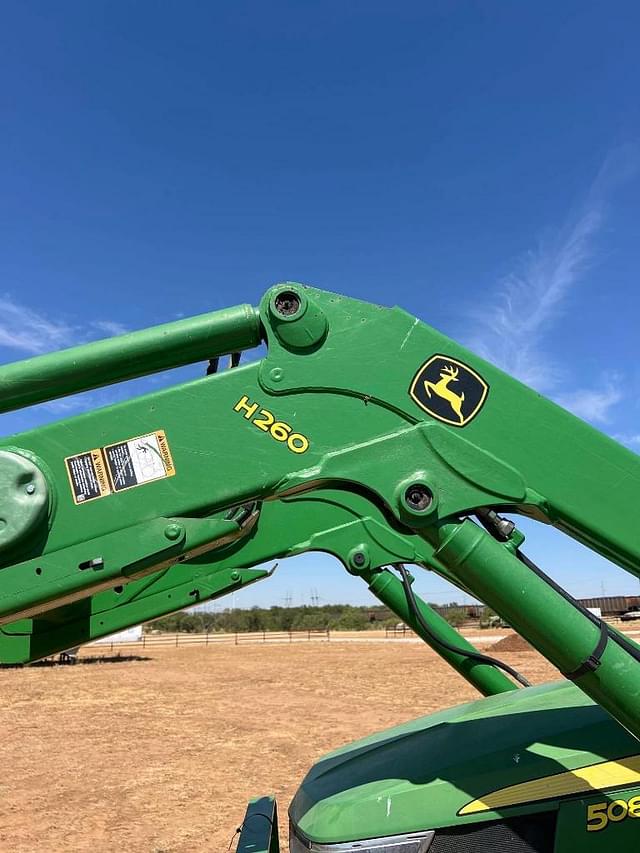 Image of John Deere 5085E equipment image 2