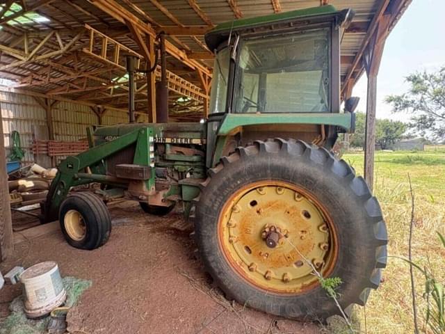 Image of John Deere 4240 equipment image 4