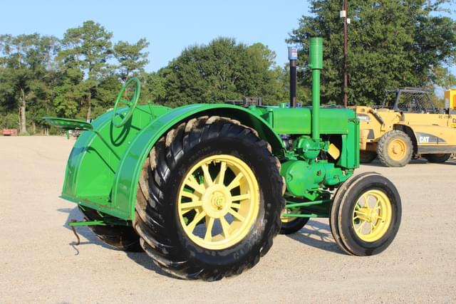 Image of John Deere D equipment image 1
