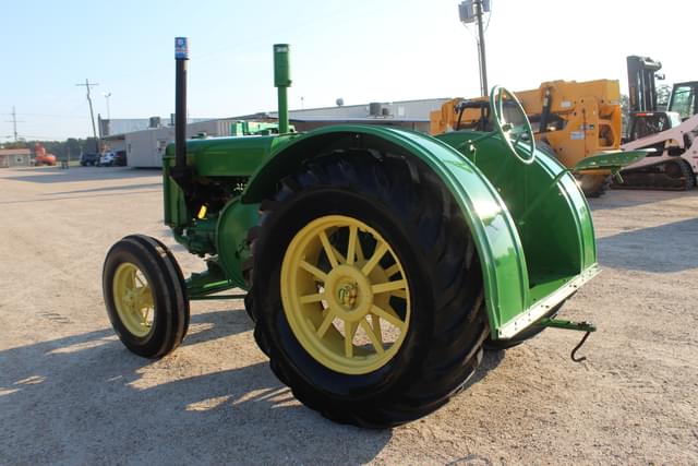 Image of John Deere D equipment image 2