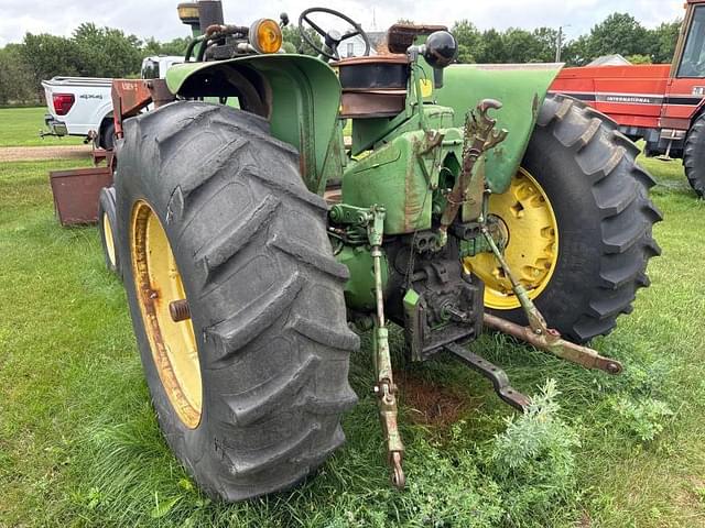 Image of John Deere Undetermined equipment image 4