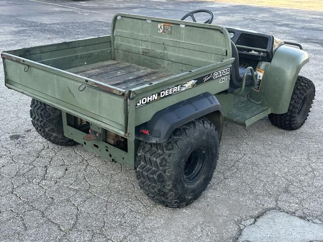 Image of John Deere Gator equipment image 3