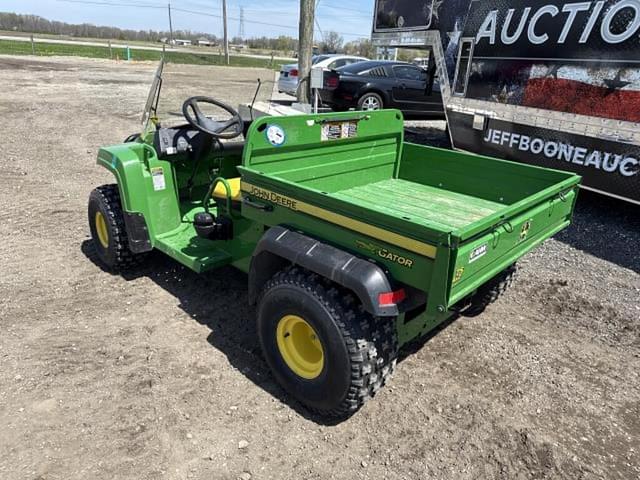 Image of John Deere Gator TS 4x2 equipment image 1
