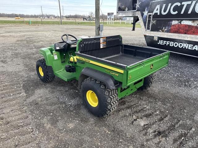Image of John Deere Gator TS 4x2 equipment image 1
