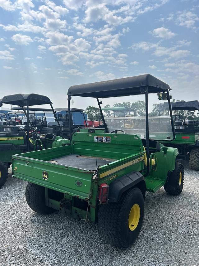 Image of John Deere Gator TS 4x2 equipment image 3