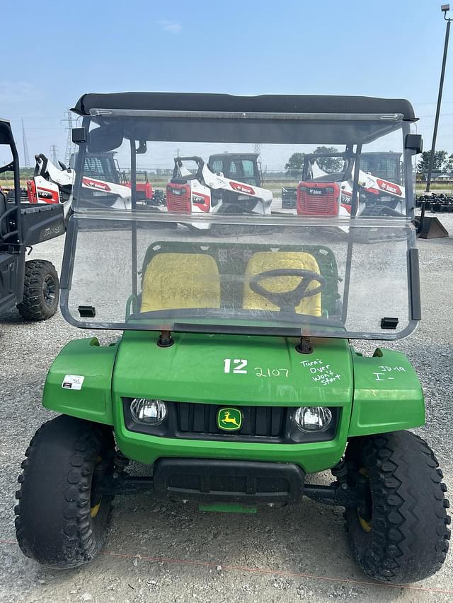 Image of John Deere Gator TS 4x2 equipment image 1