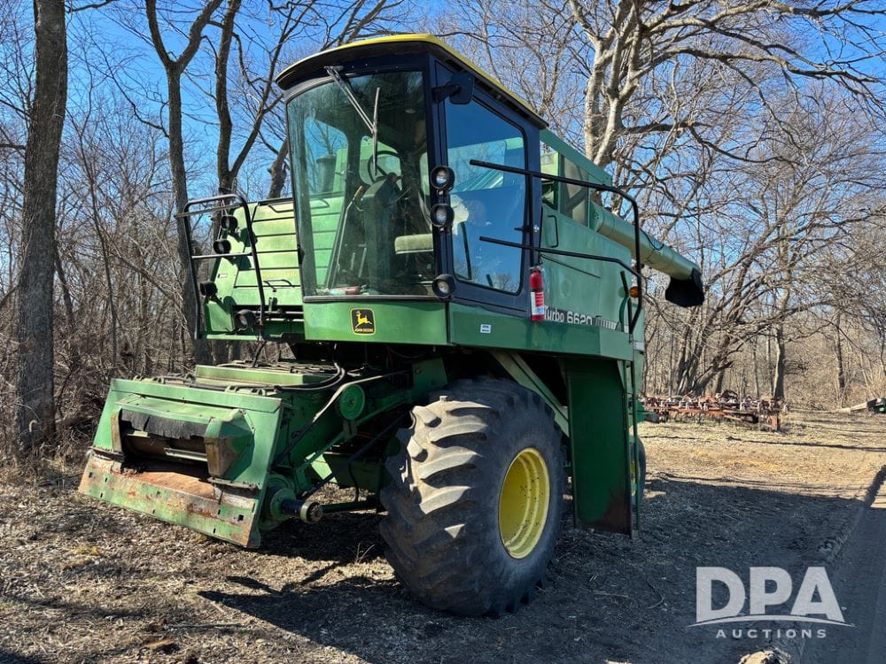 John Deere 6620 Turbo Equipment Image0