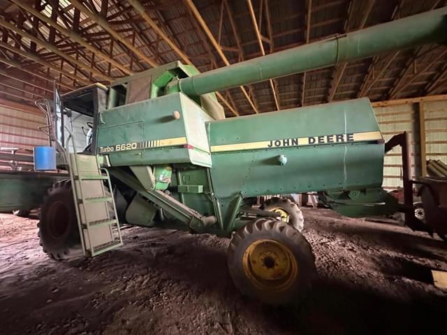 Image of John Deere 6620 equipment image 1