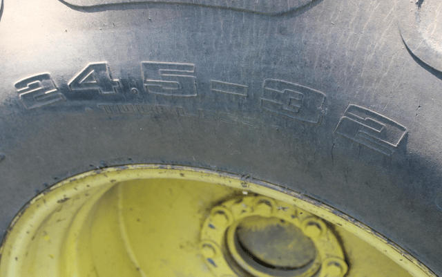 Image of John Deere Turbo 7720 equipment image 1