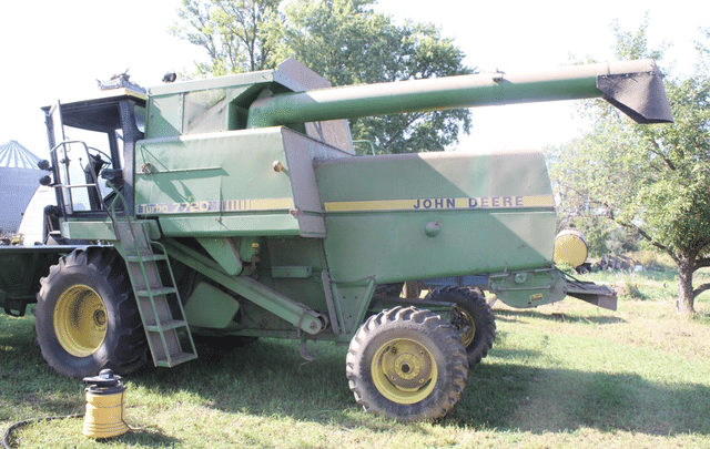 Image of John Deere Turbo 7720 equipment image 2