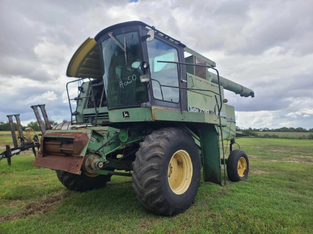Image of John Deere Turbo 7720 Primary image