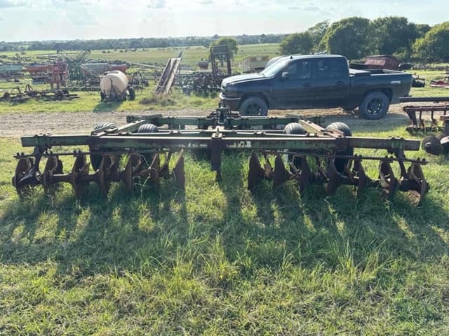 Image of John Deere TWA equipment image 2