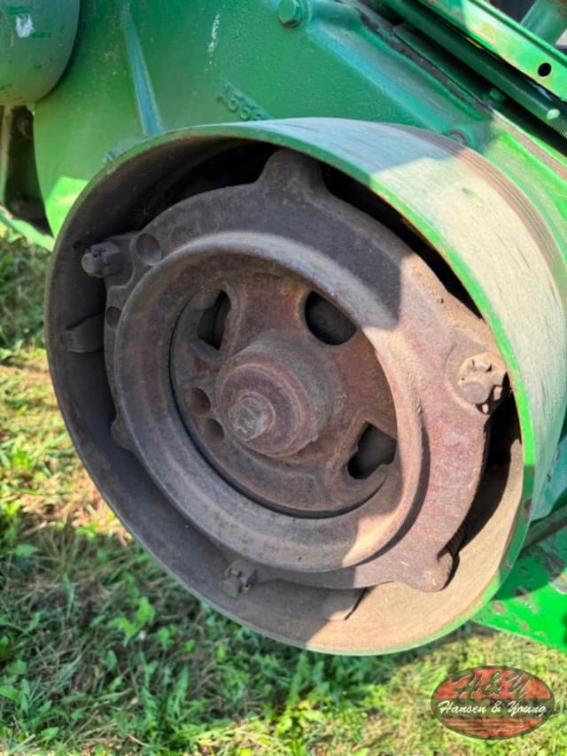Image of John Deere A equipment image 3