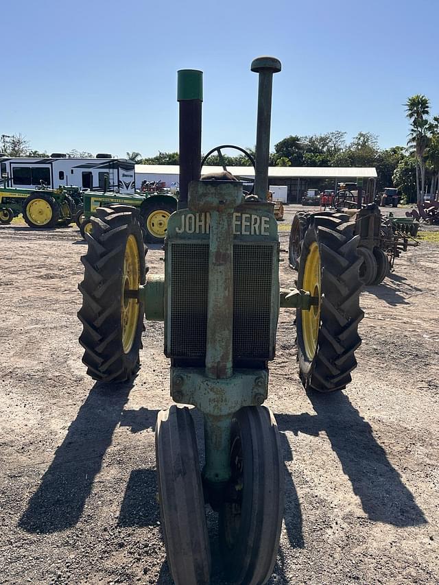 Image of John Deere A equipment image 4