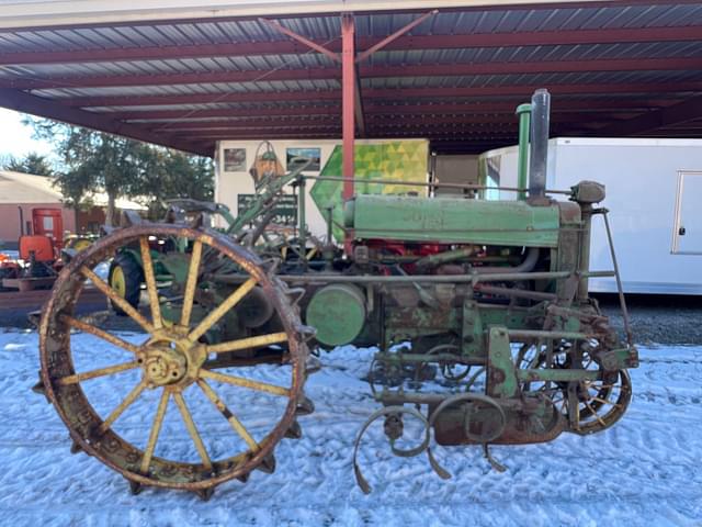 Image of John Deere A equipment image 2