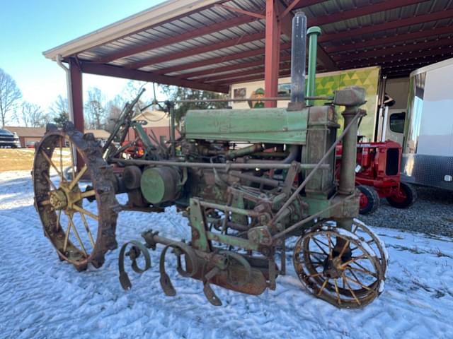 Image of John Deere A equipment image 1