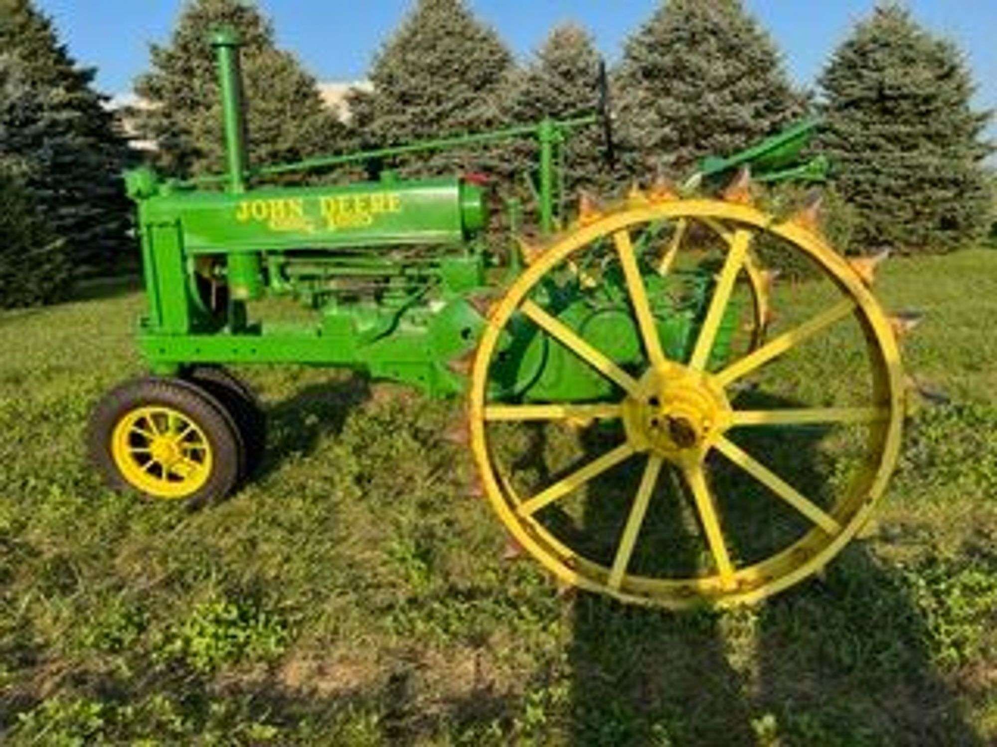 John Deere B Equipment Image0