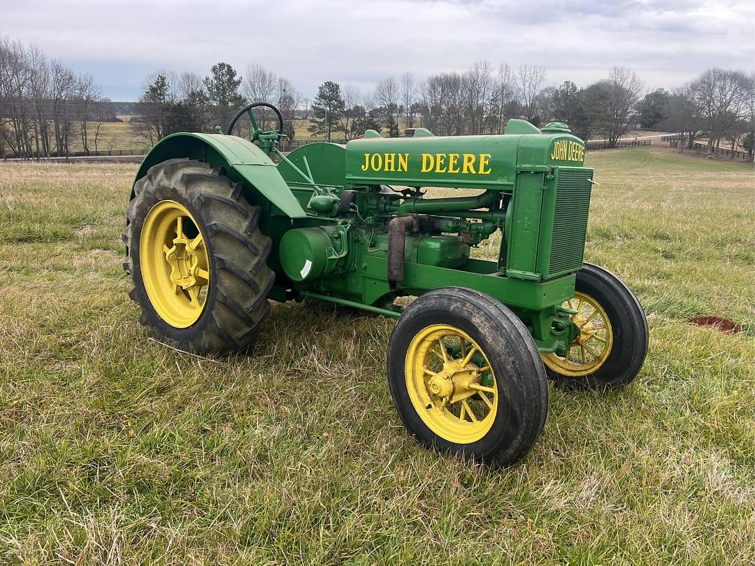 Image of John Deere B Primary image