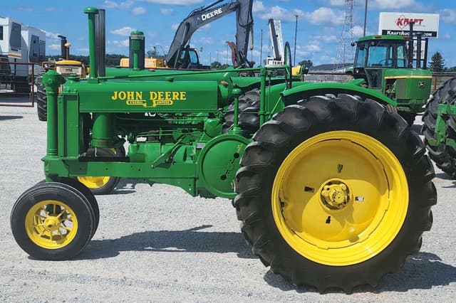 Image of John Deere G equipment image 1