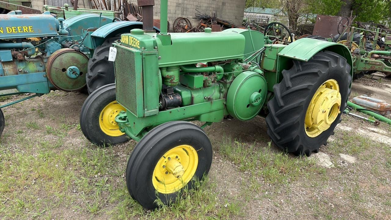 Main image John Deere AR