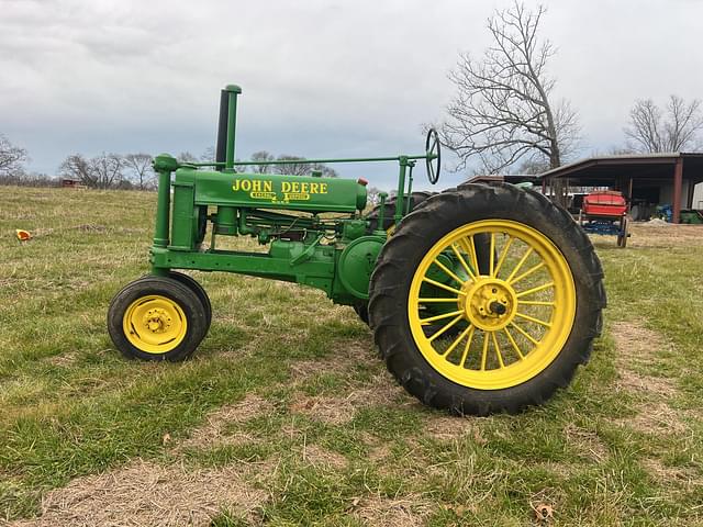 Image of John Deere B equipment image 3