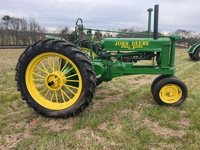 Image of John Deere B equipment image 4