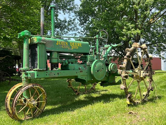 Image of John Deere B equipment image 3