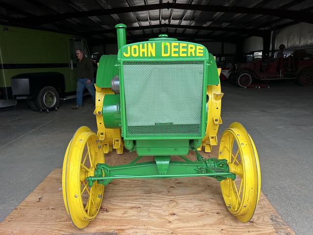 Image of John Deere D equipment image 2