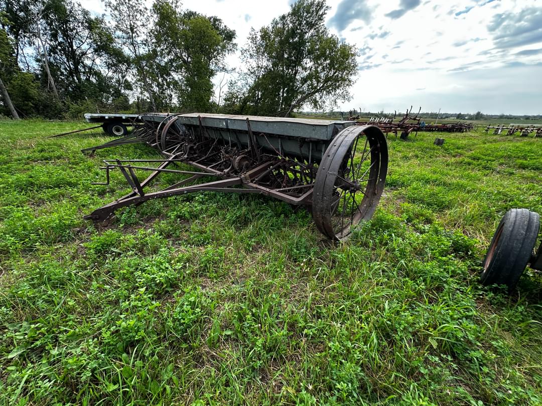 Image of John Deere Van Brunt Primary image