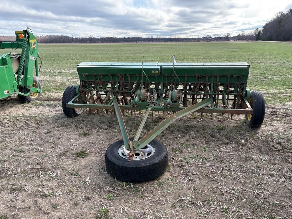 John Deere Van Brunt Equipment Image0
