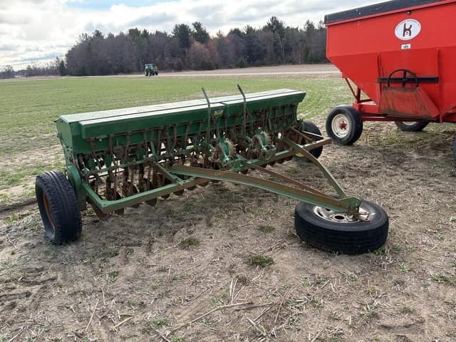 Image of John Deere Van Brunt equipment image 1