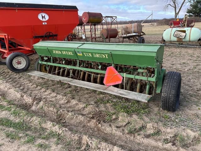Image of John Deere Van Brunt equipment image 3