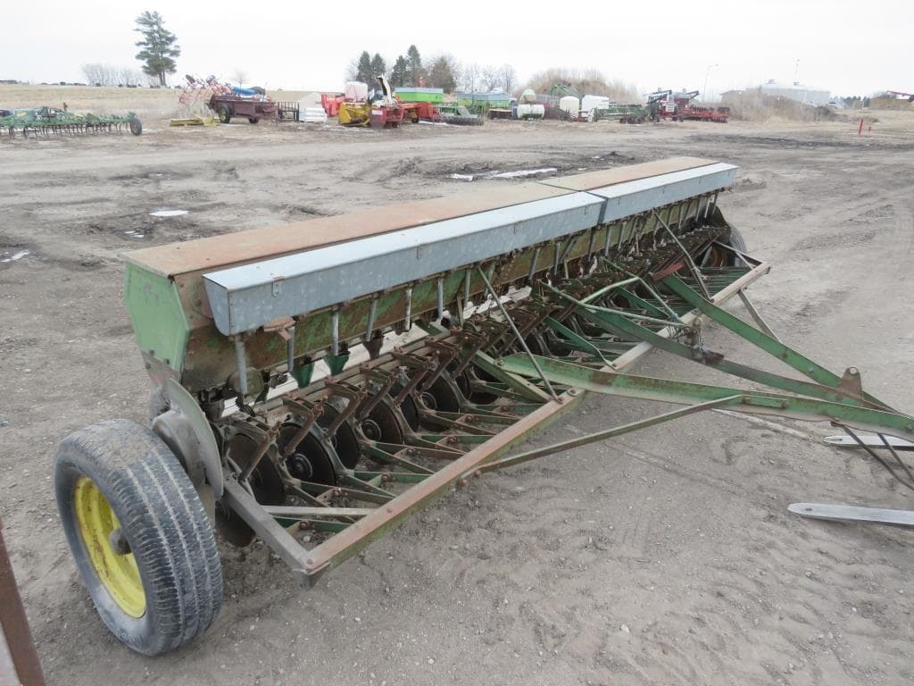 Image of John Deere Van Brunt Primary image