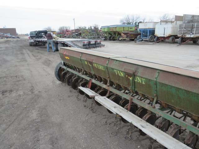 Image of John Deere Van Brunt equipment image 1