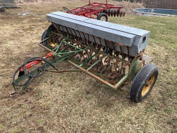 Main image John Deere Van Brunt