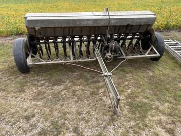 Main image John Deere Van Brunt