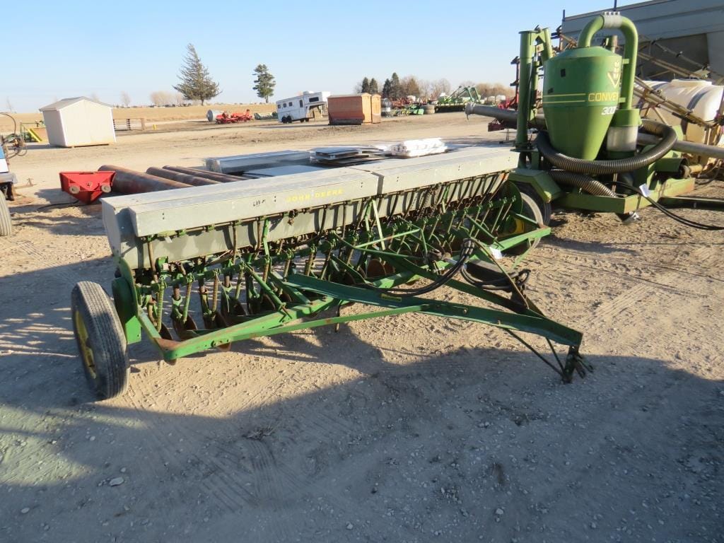 John Deere Van Brunt B Equipment Image0