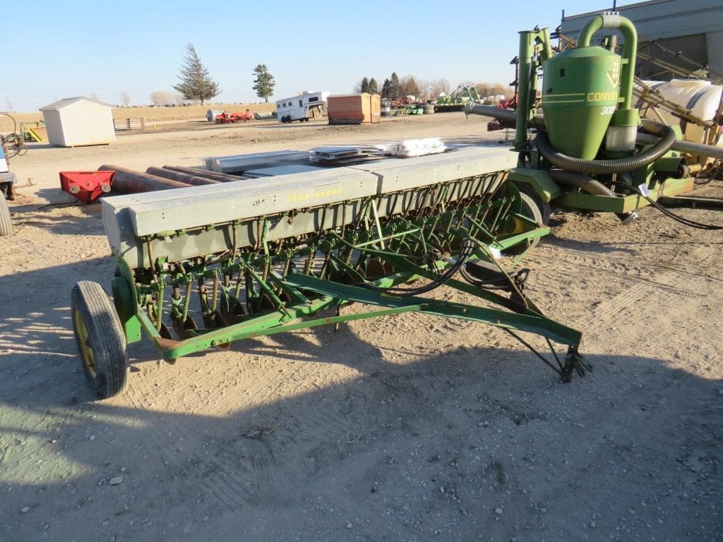 Image of John Deere Van Brunt B Image 0