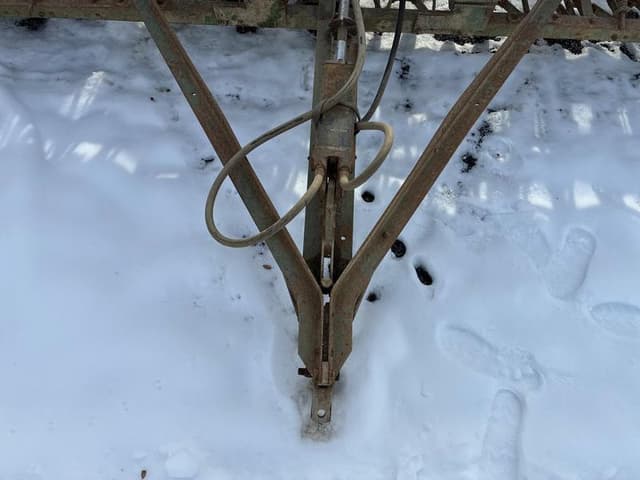 Image of John Deere Van Brunt B equipment image 3