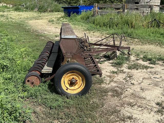Image of John Deere Van Brunt equipment image 3