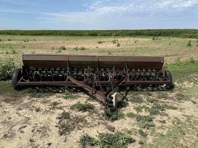Image of John Deere Van Brunt equipment image 2