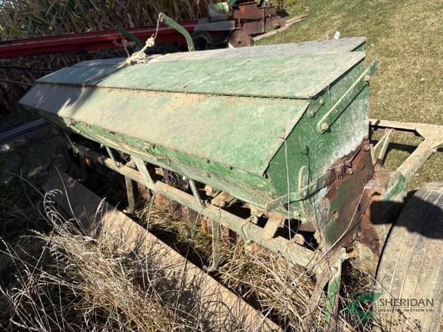 Image of John Deere Van Brunt equipment image 2